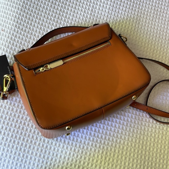 Anna Caí Genuine Lather Top Handle Crossbody Bag - Picture 6 of 12